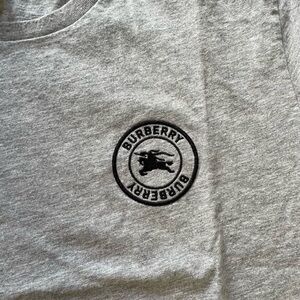 Men Burberry T-Shirt Medium - GREAT Condition